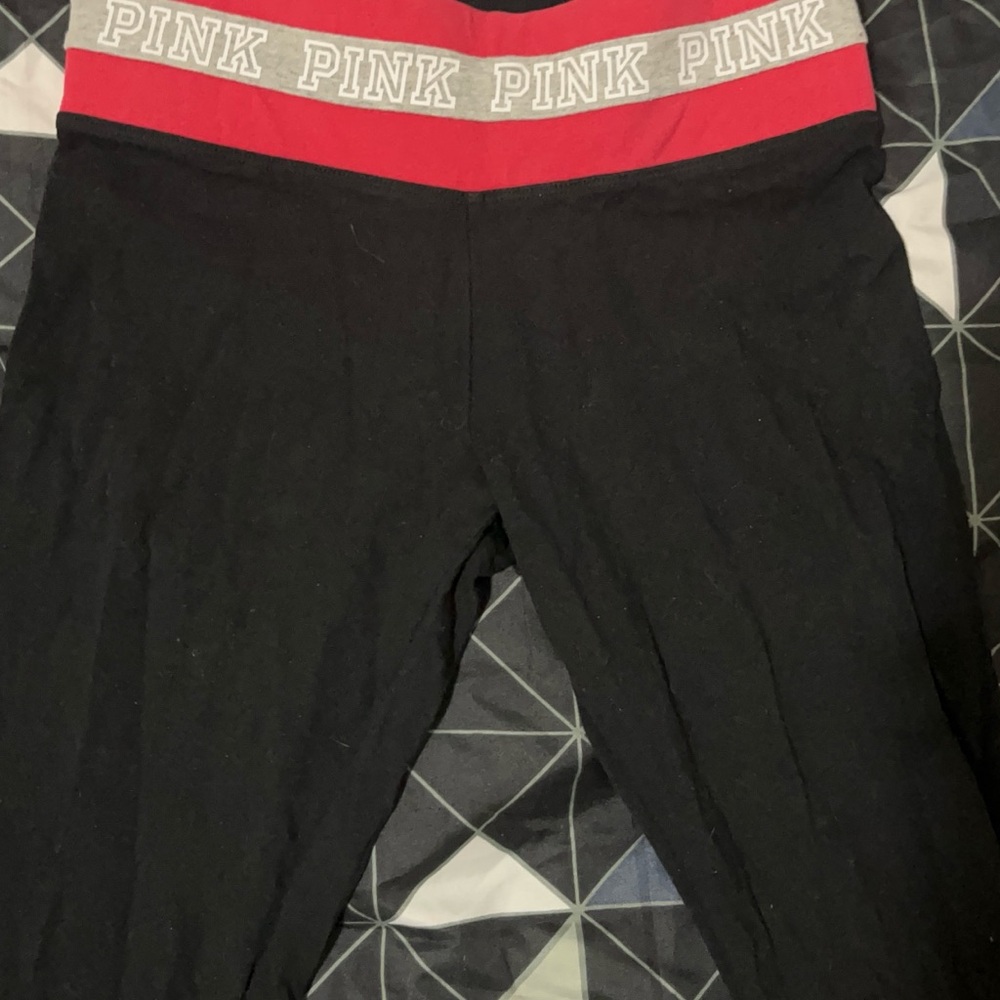 Black Leggings with Reddish Waistband